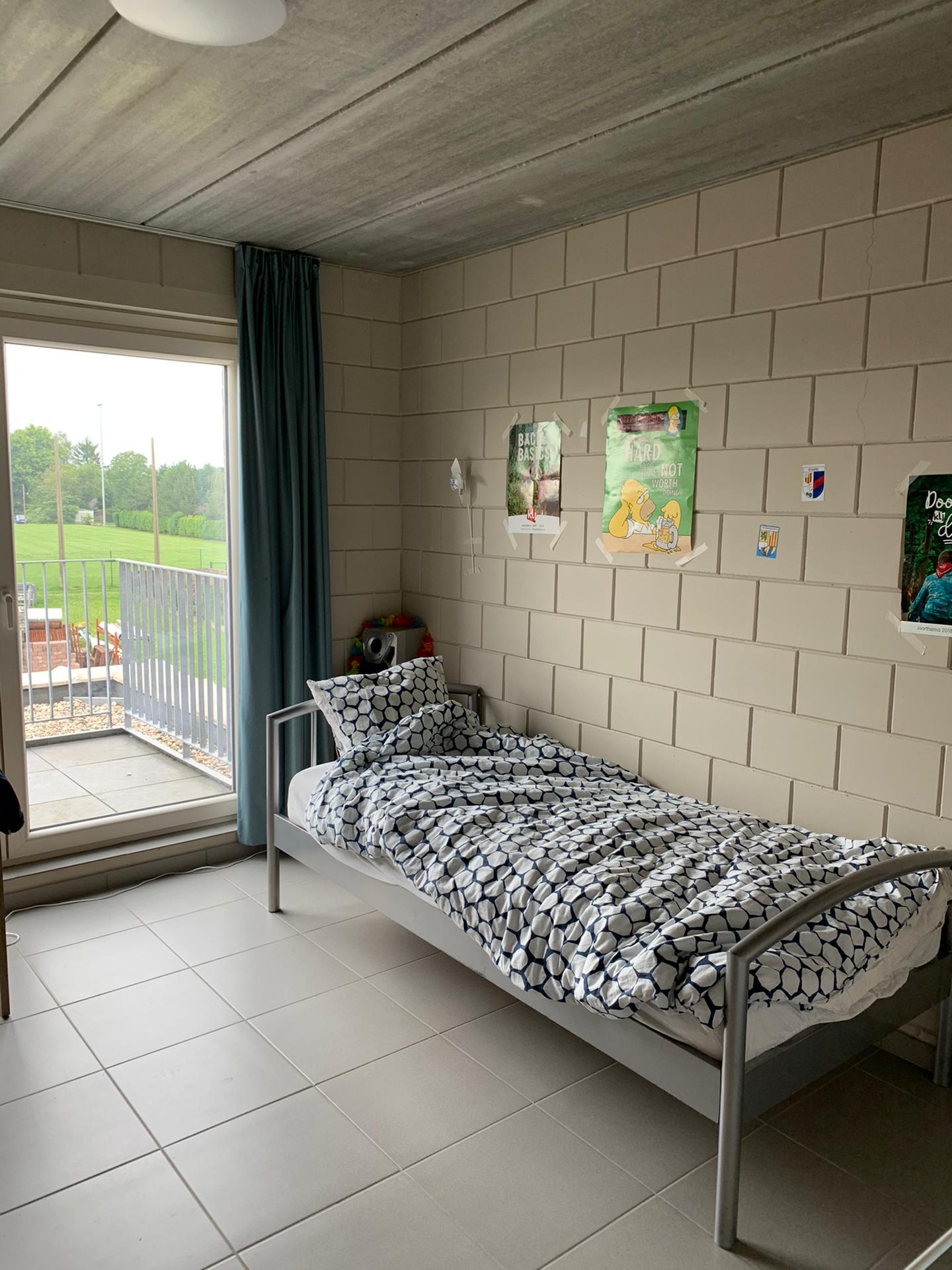 kamer 12 langst een andere hoek