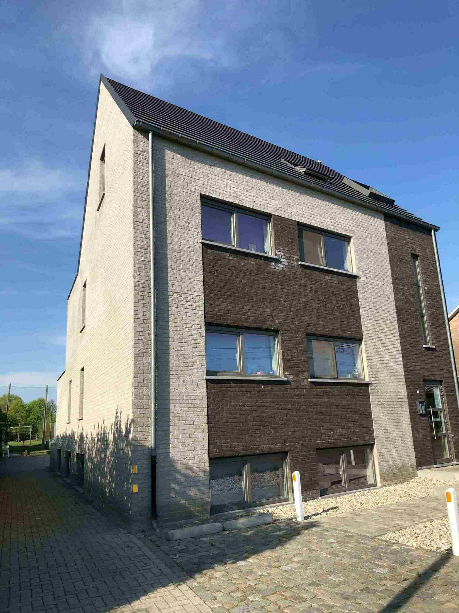 Het gebouw langst buiten