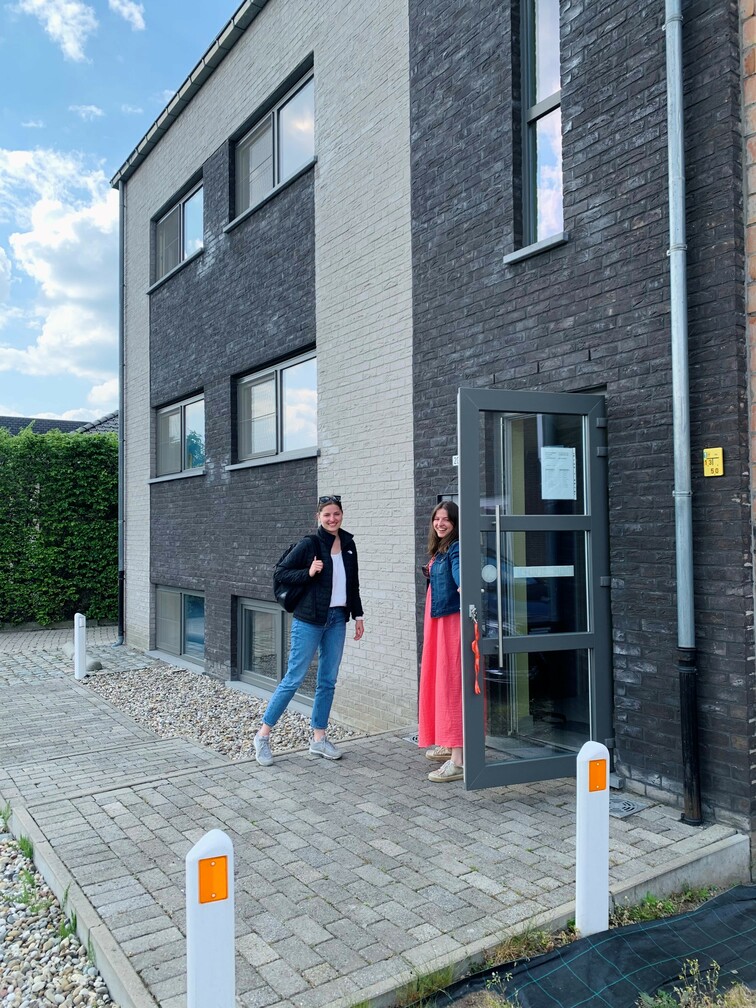 Het gebouw langst buiten